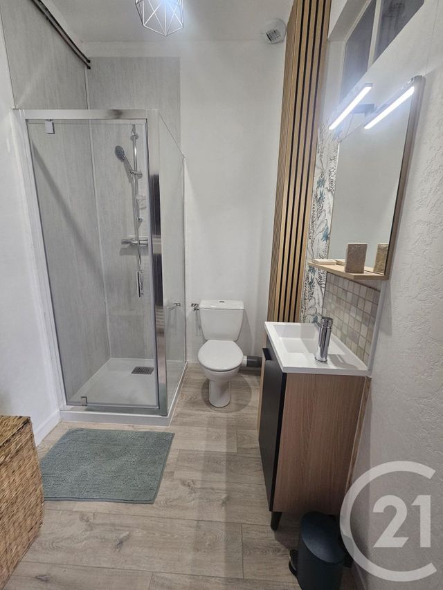 Appartement F2 à louer - 2 pièces - 40.92 m2 - MONTLUCON - 03 - AUVERGNE - Century 21 Pasquet Immobilier