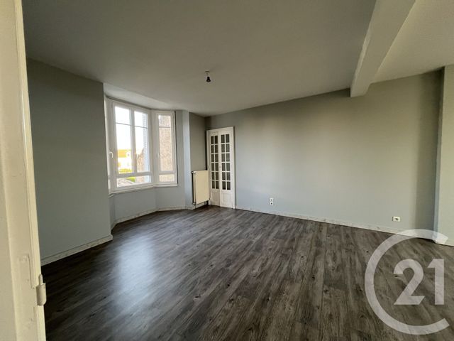 Appartement T3 à louer - 3 pièces - 76.0 m2 - MONTLUCON - 03 - AUVERGNE - Century 21 Pasquet Immobilier