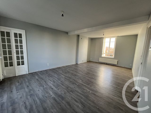 Appartement T3 à louer - 3 pièces - 76.0 m2 - MONTLUCON - 03 - AUVERGNE - Century 21 Pasquet Immobilier