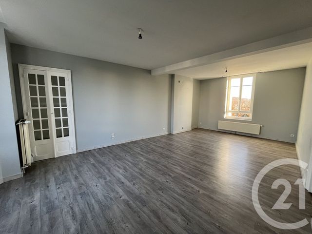 Appartement T3 à louer - 3 pièces - 76.0 m2 - MONTLUCON - 03 - AUVERGNE - Century 21 Pasquet Immobilier