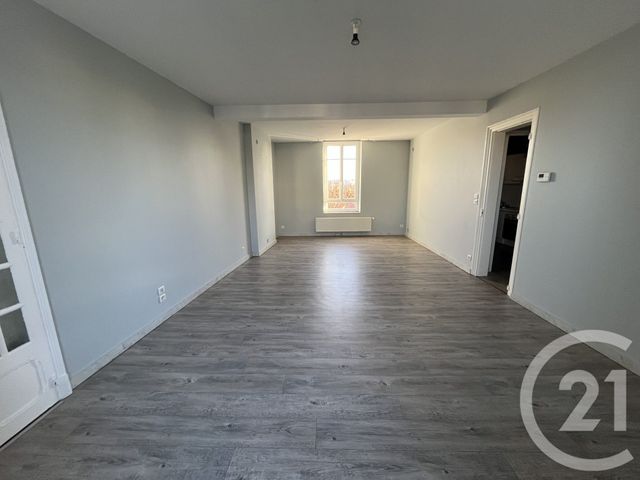 Appartement T3 à louer - 3 pièces - 76.0 m2 - MONTLUCON - 03 - AUVERGNE - Century 21 Pasquet Immobilier