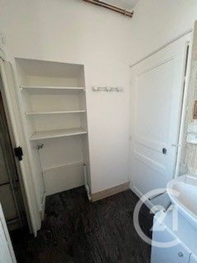Appartement T3 à louer - 3 pièces - 76.0 m2 - MONTLUCON - 03 - AUVERGNE - Century 21 Pasquet Immobilier