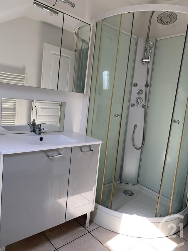 Appartement F2 à louer - 2 pièces - 31.17 m2 - MONTLUCON - 03 - AUVERGNE - Century 21 Pasquet Immobilier