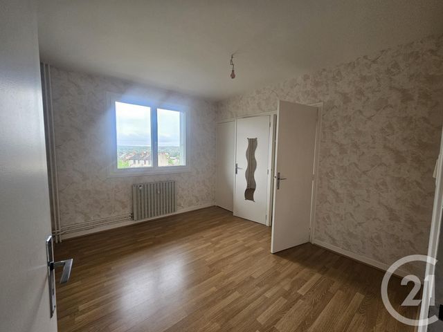 Appartement à louer - 3 pièces - 61.0 m2 - MONTLUCON - 03 - AUVERGNE - Century 21 Pasquet Immobilier