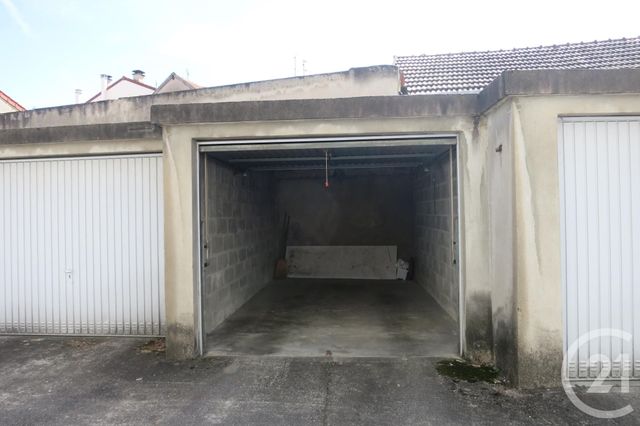 parking à louer - 12.0 m2 - MONTLUCON - 03 - AUVERGNE - Century 21 Pasquet Immobilier