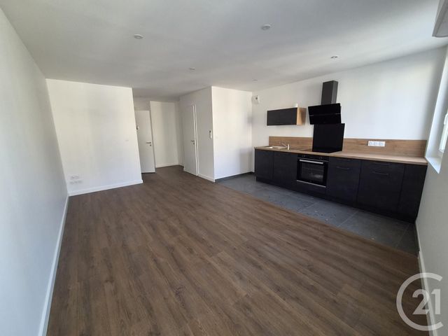 Appartement F2 à louer - 2 pièces - 48.86 m2 - MONTLUCON - 03 - AUVERGNE - Century 21 Pasquet Immobilier