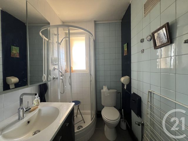 Appartement F2 à vendre - 2 pièces - 37.0 m2 - MONTLUCON - 03 - AUVERGNE - Century 21 Pasquet Immobilier