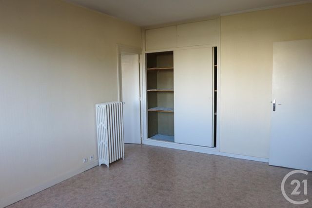 Appartement F1 à louer - 1 pièce - 35.0 m2 - COMMENTRY - 03 - AUVERGNE - Century 21 Pasquet Immobilier