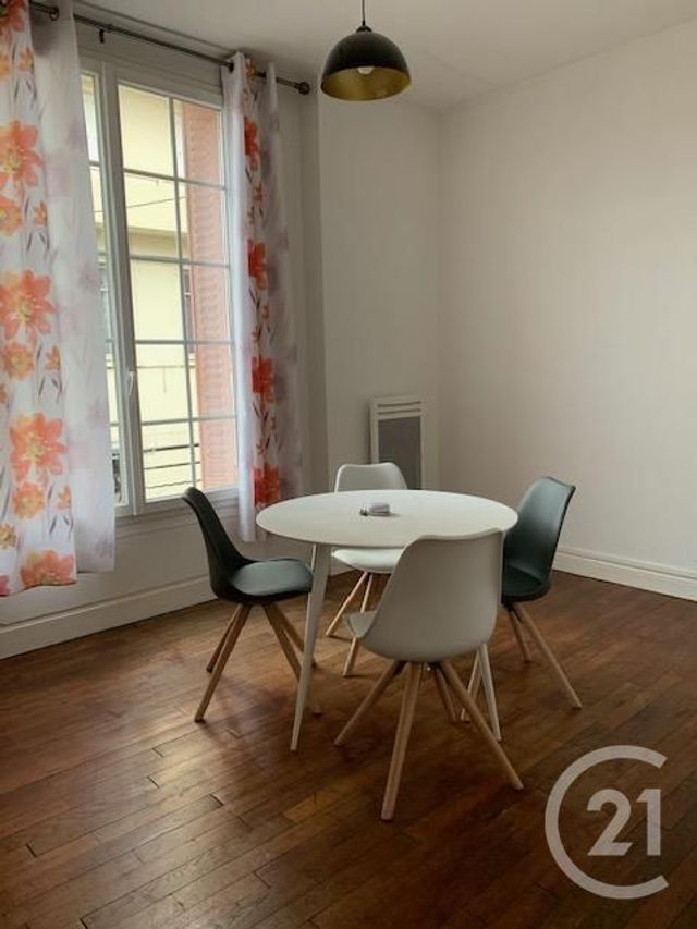 Appartement F2 à louer - 2 pièces - 43.29 m2 - MONTLUCON - 03 - AUVERGNE - Century 21 Pasquet Immobilier