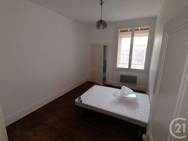 Appartement F2 à louer - 2 pièces - 43.29 m2 - MONTLUCON - 03 - AUVERGNE - Century 21 Pasquet Immobilier