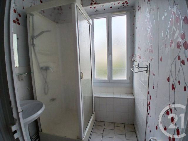 immeuble à louer - 60.0 m2 - COMMENTRY - 03 - AUVERGNE - Century 21 Pasquet Immobilier