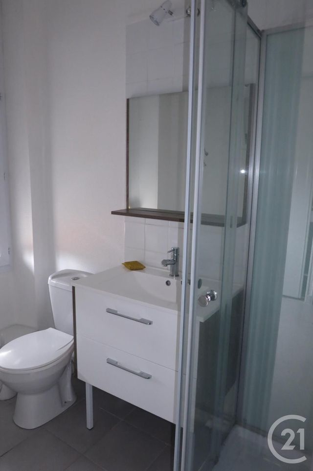 Appartement Studio à louer - 1 pièce - 18.62 m2 - MONTLUCON - 03 - AUVERGNE - Century 21 Pasquet Immobilier