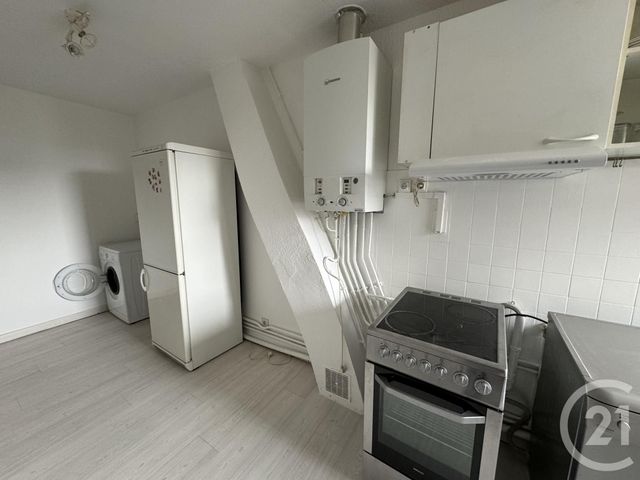Appartement F2 à louer - 2 pièces - 57.01 m2 - MONTLUCON - 03 - AUVERGNE - Century 21 Pasquet Immobilier