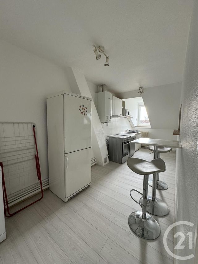 Appartement F2 à louer - 2 pièces - 57.01 m2 - MONTLUCON - 03 - AUVERGNE - Century 21 Pasquet Immobilier