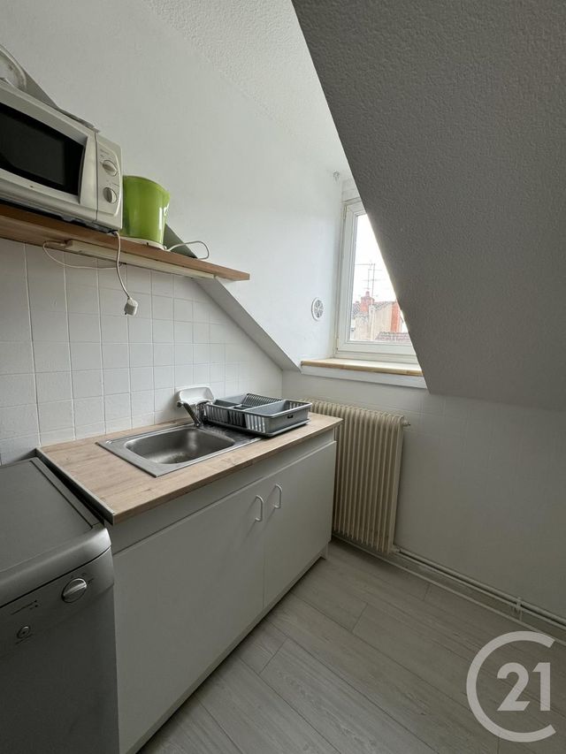 Appartement F2 à louer - 2 pièces - 57.01 m2 - MONTLUCON - 03 - AUVERGNE - Century 21 Pasquet Immobilier