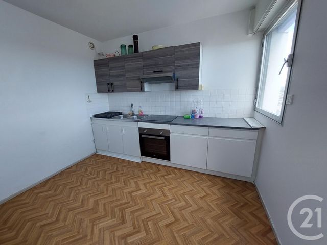Appartement F2 à vendre - 2 pièces - 58.31 m2 - MONTLUCON - 03 - AUVERGNE - Century 21 Pasquet Immobilier