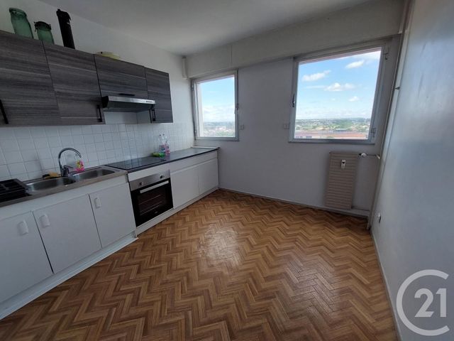 Appartement F2 à vendre - 2 pièces - 58.31 m2 - MONTLUCON - 03 - AUVERGNE - Century 21 Pasquet Immobilier