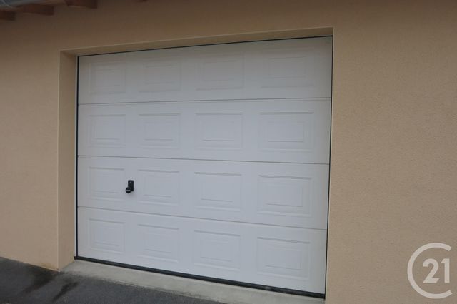 parking - COMMENTRY - 03