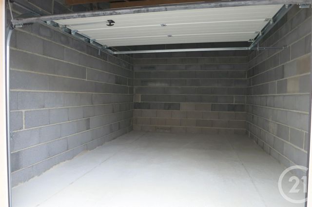 parking à louer - 21.04 m2 - COMMENTRY - 03 - AUVERGNE - Century 21 Pasquet Immobilier