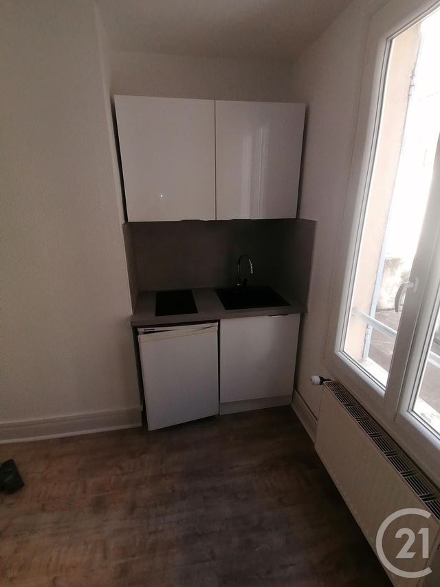 Appartement F1 bis à louer - 2 pièces - 30.0 m2 - MONTLUCON - 03 - AUVERGNE - Century 21 Pasquet Immobilier