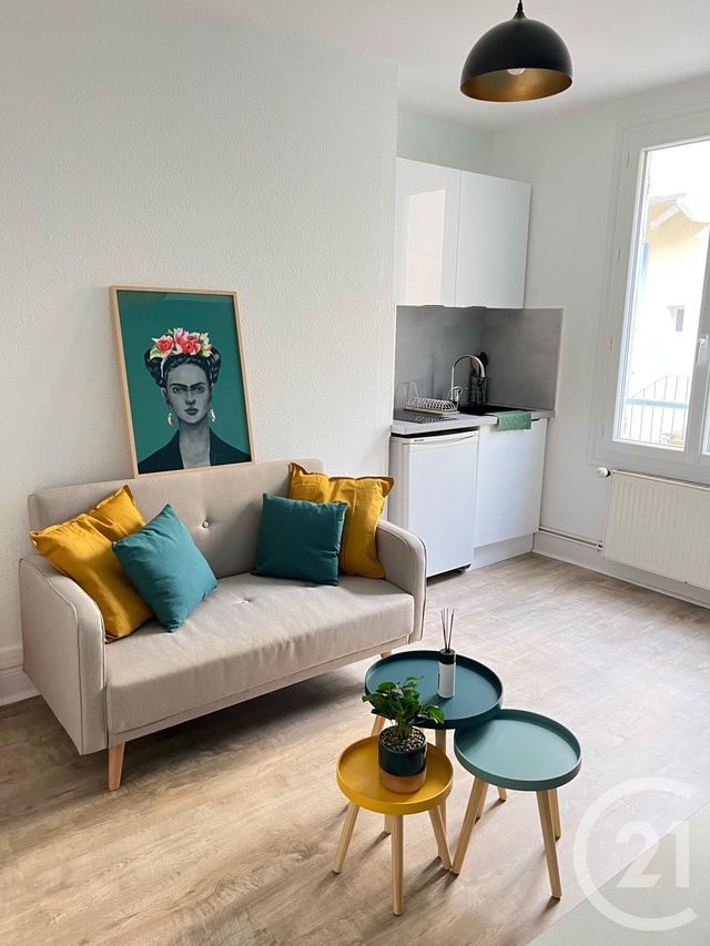 Appartement F1 bis à louer - 2 pièces - 30.0 m2 - MONTLUCON - 03 - AUVERGNE - Century 21 Pasquet Immobilier