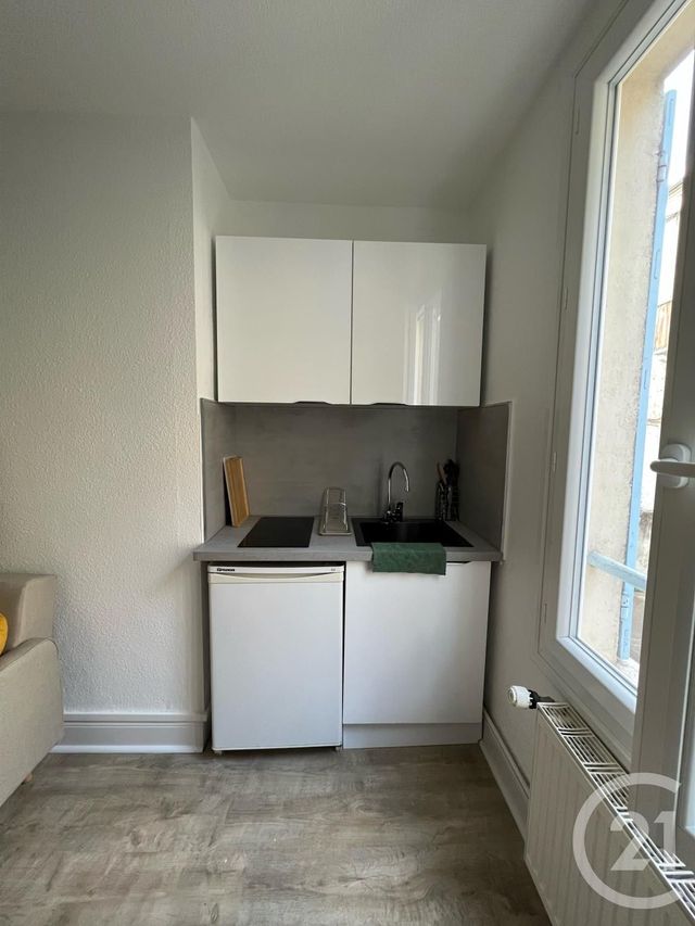 Appartement F1 bis à louer - 2 pièces - 30.0 m2 - MONTLUCON - 03 - AUVERGNE - Century 21 Pasquet Immobilier