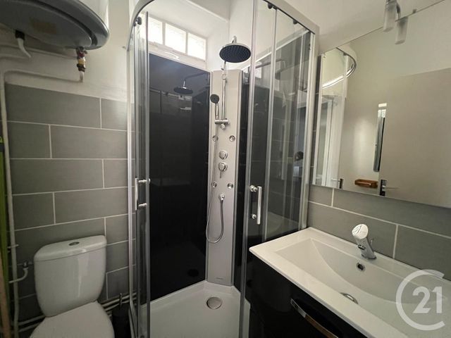 Appartement F1 à louer - 1 pièce - 40.4 m2 - MONTLUCON - 03 - AUVERGNE - Century 21 Pasquet Immobilier