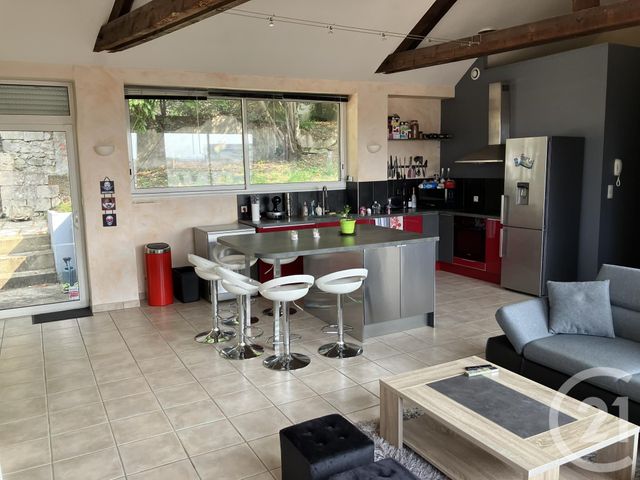 Appartement F3 à vendre - 3 pièces - 80.0 m2 - MONTLUCON - 03 - AUVERGNE - Century 21 Pasquet Immobilier