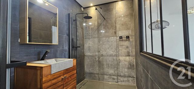maison à vendre - 5 pièces - 174.0 m2 - MONTLUCON - 03 - AUVERGNE - Century 21 Pasquet Immobilier