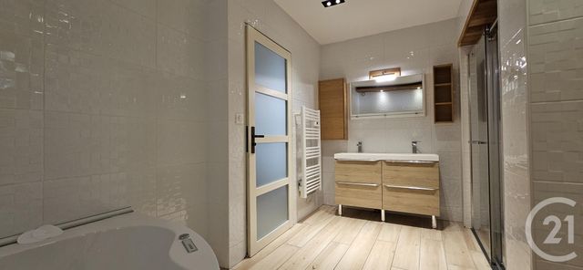 maison à vendre - 5 pièces - 174.0 m2 - MONTLUCON - 03 - AUVERGNE - Century 21 Pasquet Immobilier