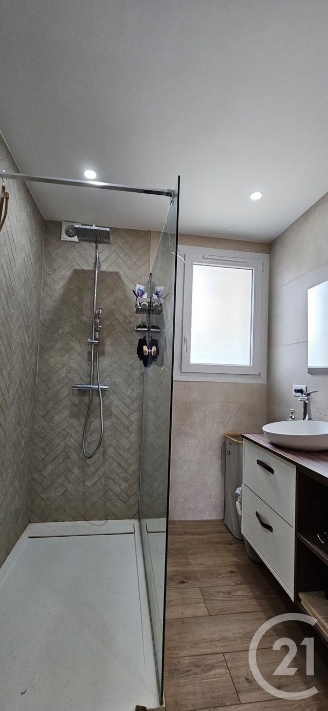 maison à vendre - 8 pièces - 175.0 m2 - MONTLUCON - 03 - AUVERGNE - Century 21 Pasquet Immobilier
