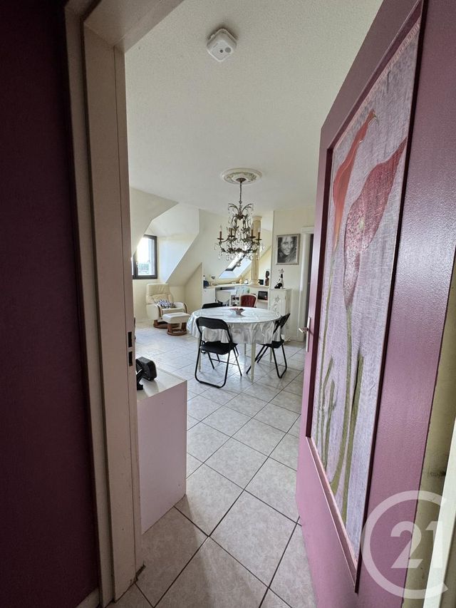Appartement Studio à louer - 1 pièce - 32.96 m2 - MONTLUCON - 03 - AUVERGNE - Century 21 Pasquet Immobilier