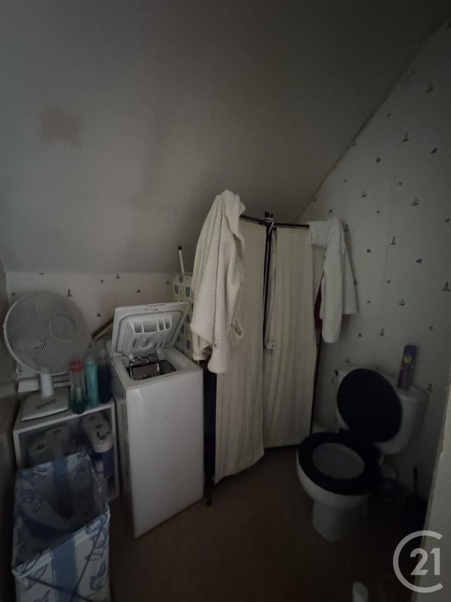Appartement Studio à louer - 1 pièce - 32.96 m2 - MONTLUCON - 03 - AUVERGNE - Century 21 Pasquet Immobilier