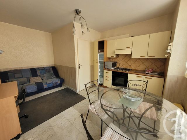 Appartement Studio à louer - 1 pièce - 17.5 m2 - MONTLUCON - 03 - AUVERGNE - Century 21 Pasquet Immobilier