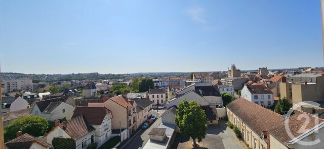 Appartement F3 à vendre - 3 pièces - 65.39 m2 - MONTLUCON - 03 - AUVERGNE - Century 21 Pasquet Immobilier