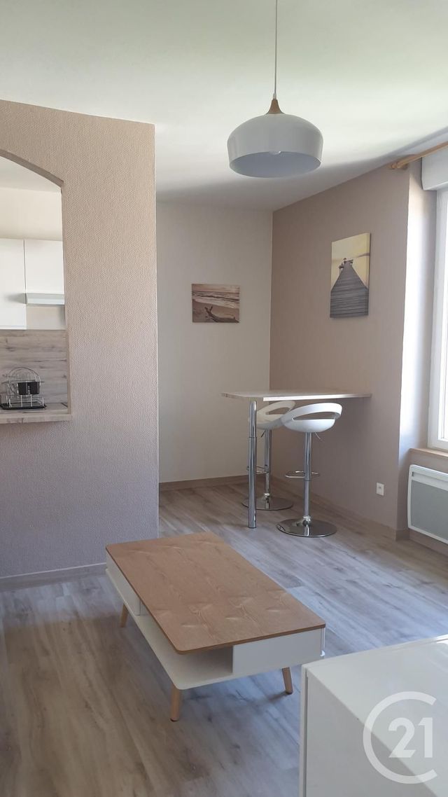 Appartement F2 à louer - 2 pièces - 31.0 m2 - MONTLUCON - 03 - AUVERGNE - Century 21 Pasquet Immobilier