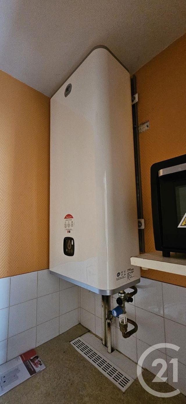 immeuble à vendre - 248.6 m2 - MONTLUCON - 03 - AUVERGNE - Century 21 Pasquet Immobilier