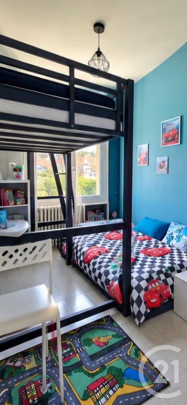 Appartement F3 à vendre - 3 pièces - 71.0 m2 - DESERTINES - 03 - AUVERGNE - Century 21 Pasquet Immobilier