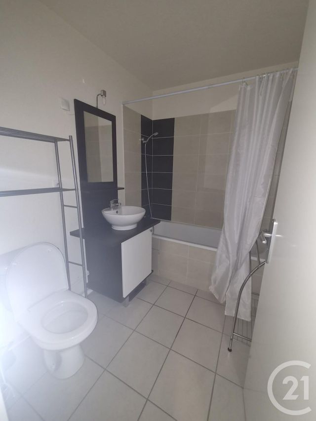 Appartement Studio à louer - 1 pièce - 28.49 m2 - MONTLUCON - 03 - AUVERGNE - Century 21 Pasquet Immobilier