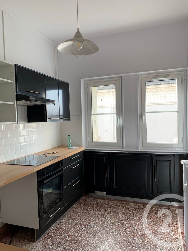 Appartement F2 bis à vendre - 3 pièces - 75.56 m2 - MONTLUCON - 03 - AUVERGNE - Century 21 Pasquet Immobilier