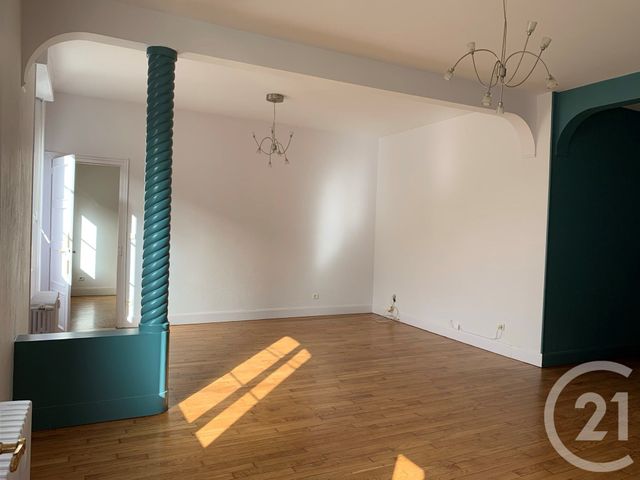 Appartement F2 bis à vendre - 3 pièces - 75.56 m2 - MONTLUCON - 03 - AUVERGNE - Century 21 Pasquet Immobilier