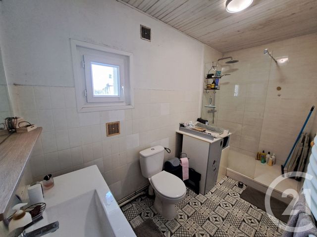 maison à vendre - 3 pièces - 71.58 m2 - DOMERAT - 03 - AUVERGNE - Century 21 Pasquet Immobilier