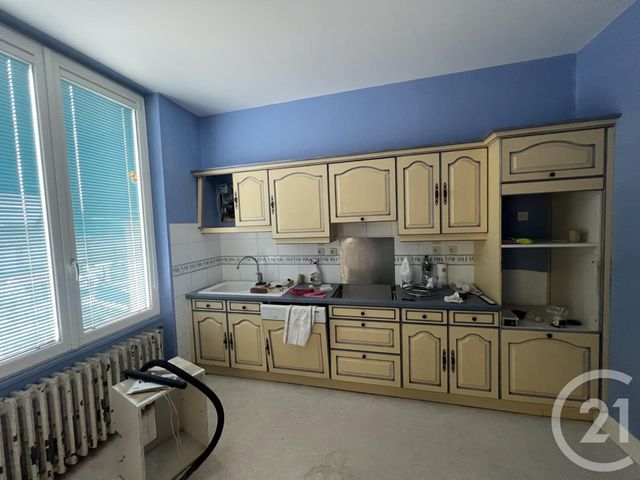 maison à vendre - 4 pièces - 88.4 m2 - COMMENTRY - 03 - AUVERGNE - Century 21 Pasquet Immobilier