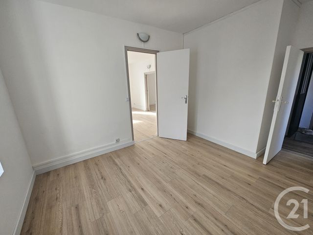 maison à louer - 3 pièces - 80.8 m2 - ST ANGEL - 03 - AUVERGNE - Century 21 Pasquet Immobilier
