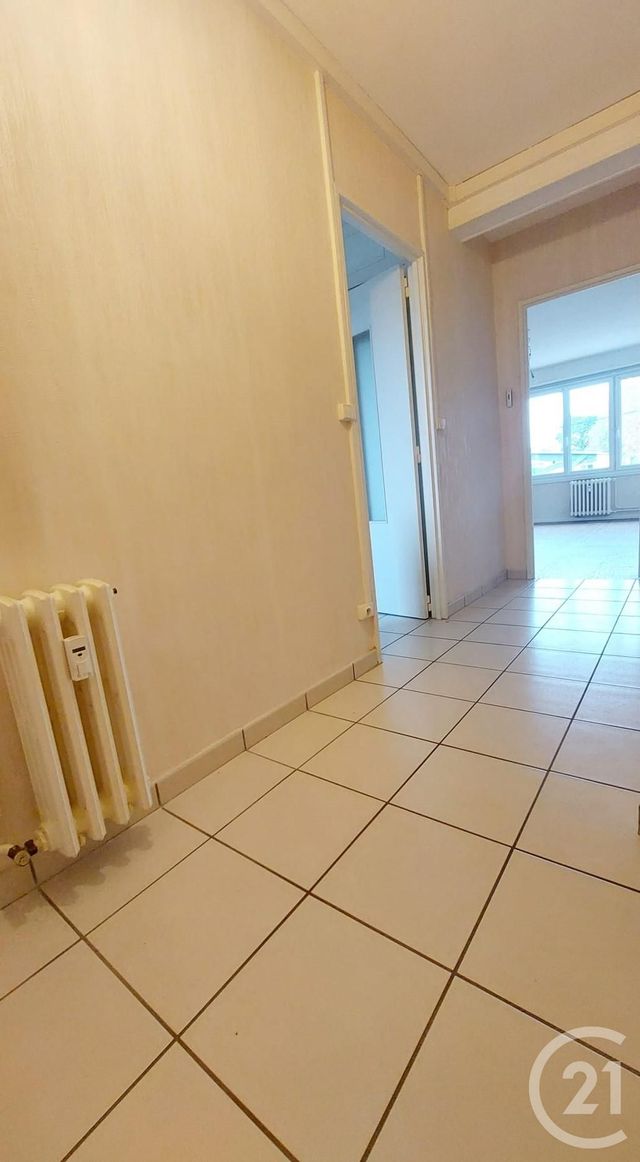 Appartement F3 à louer - 3 pièces - 59.03 m2 - MONTLUCON - 03 - AUVERGNE - Century 21 Pasquet Immobilier