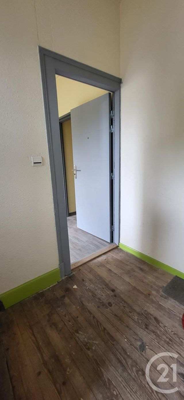 Appartement Autre à louer EVAUX LES BAINS