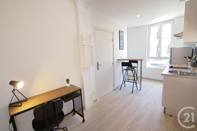 Appartement Studio à louer - 1 pièce - 20.0 m2 - MONTLUCON - 03 - AUVERGNE - Century 21 Pasquet Immobilier