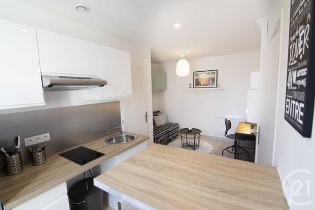 Appartement Studio à louer - 1 pièce - 20.0 m2 - MONTLUCON - 03 - AUVERGNE - Century 21 Pasquet Immobilier