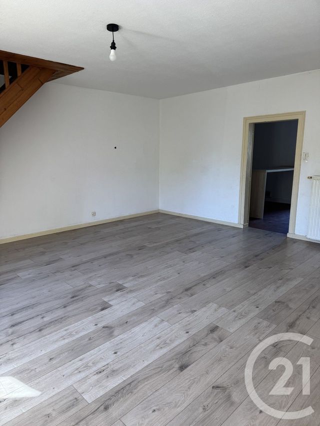 maison à louer - 4 pièces - 91.16 m2 - MONTVICQ - 03 - AUVERGNE - Century 21 Pasquet Immobilier