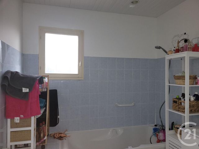 maison à louer - 4 pièces - 91.16 m2 - MONTVICQ - 03 - AUVERGNE - Century 21 Pasquet Immobilier